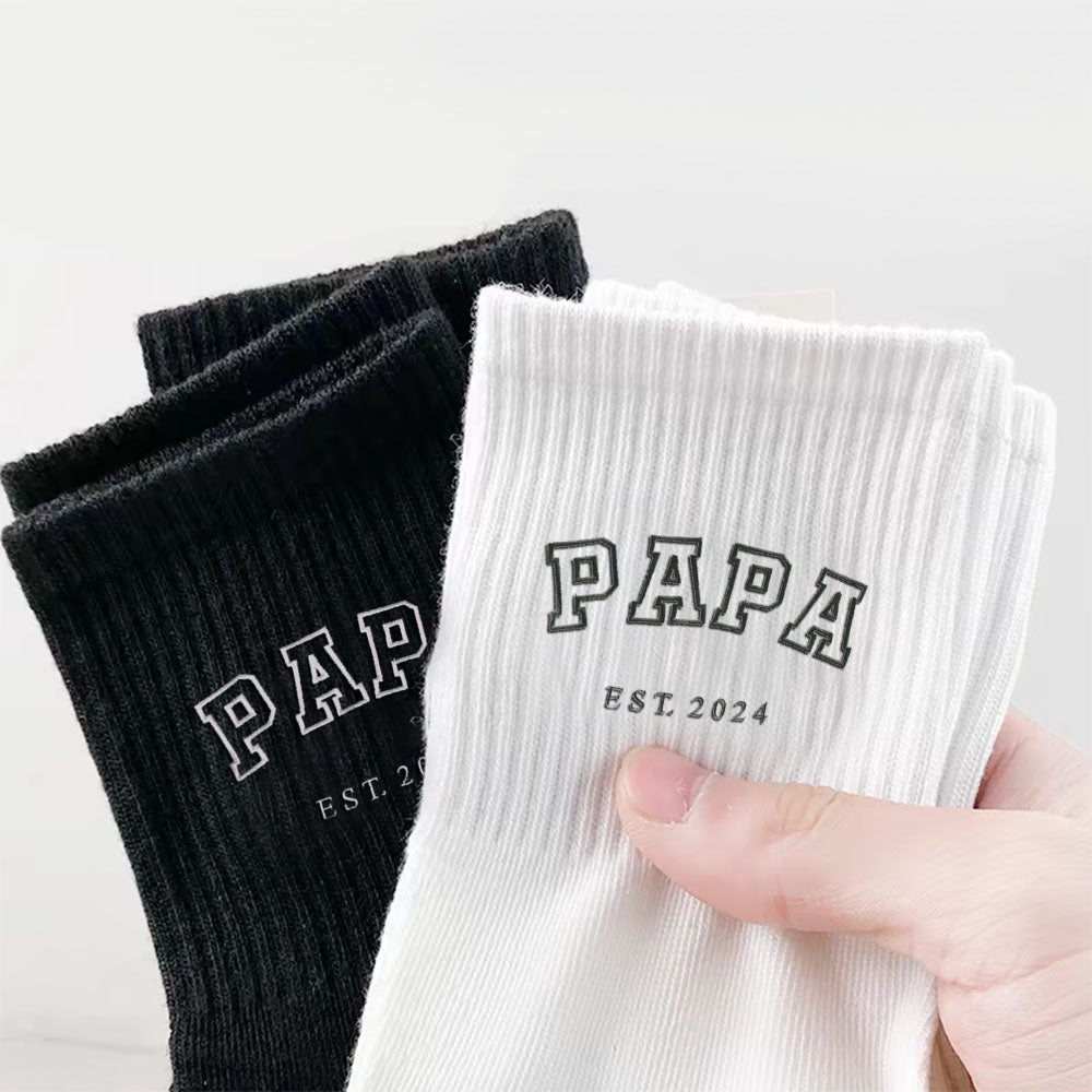 Geschenk für Papa – Personalisierte bestickte Socken aus reiner Baumwolle