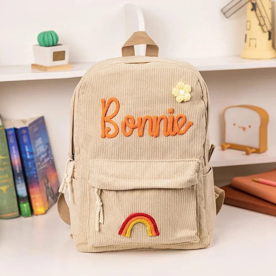 Personalisiertes Kinder Rucksäckchen aus Cord – Mit Namensaufdruck