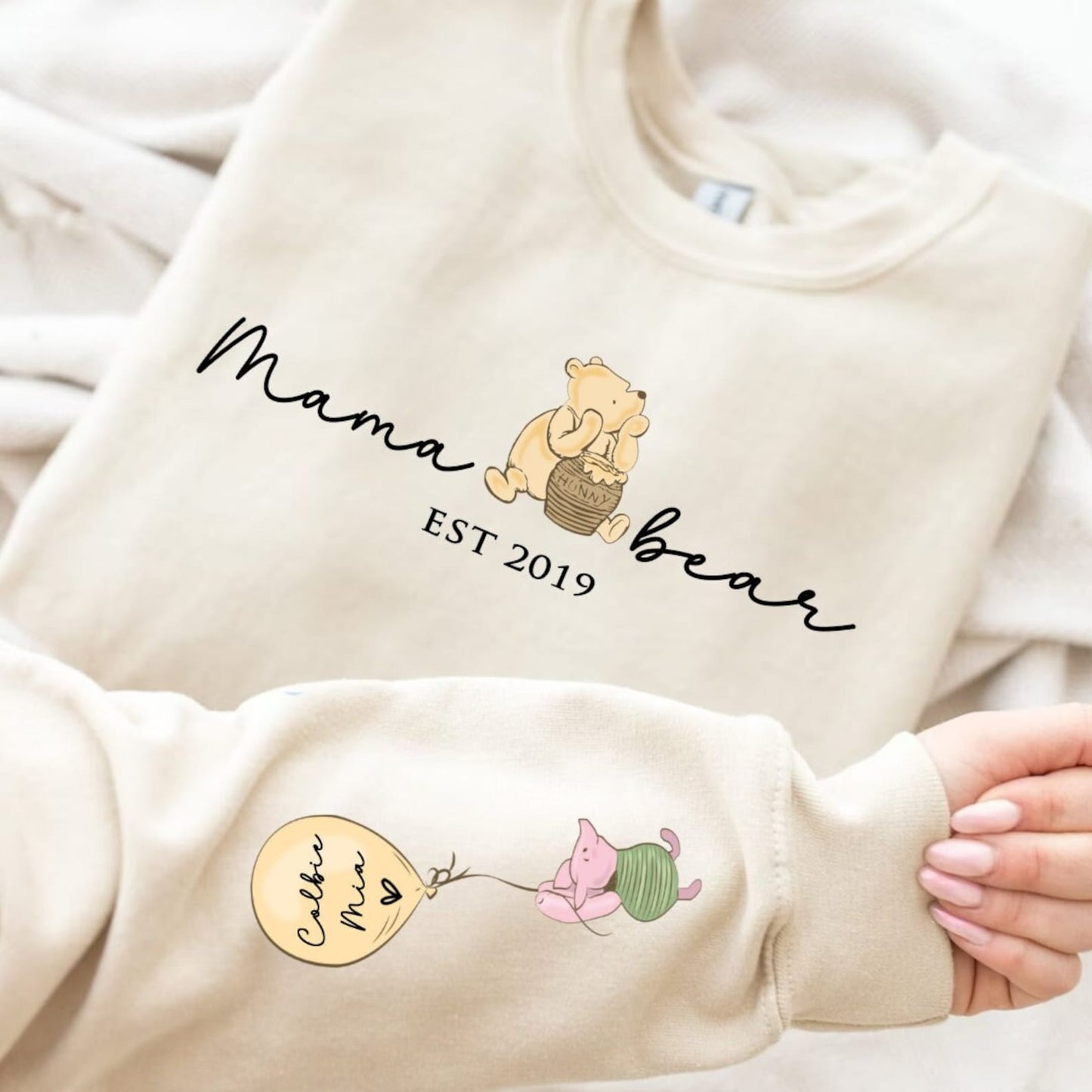 Custom Mama Bear Hoodie - Personalisiertes Geschenk für Mama zum Muttertag