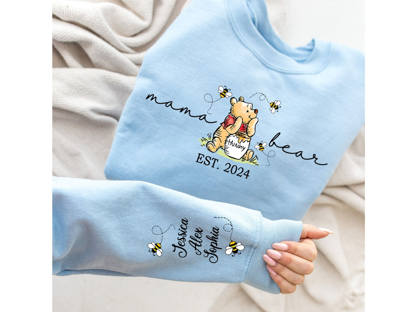 Custom Mama Bear Sweatshirt mit Kindernamen auf dem Ärmel - Perfektes Geschenk zum Muttertag