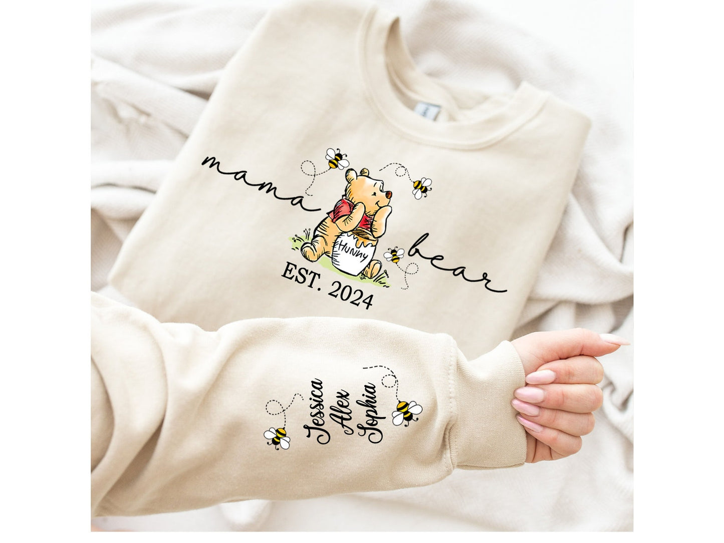 Custom Mama Bear Sweatshirt mit Kindernamen auf dem Ärmel - Perfektes Geschenk zum Muttertag