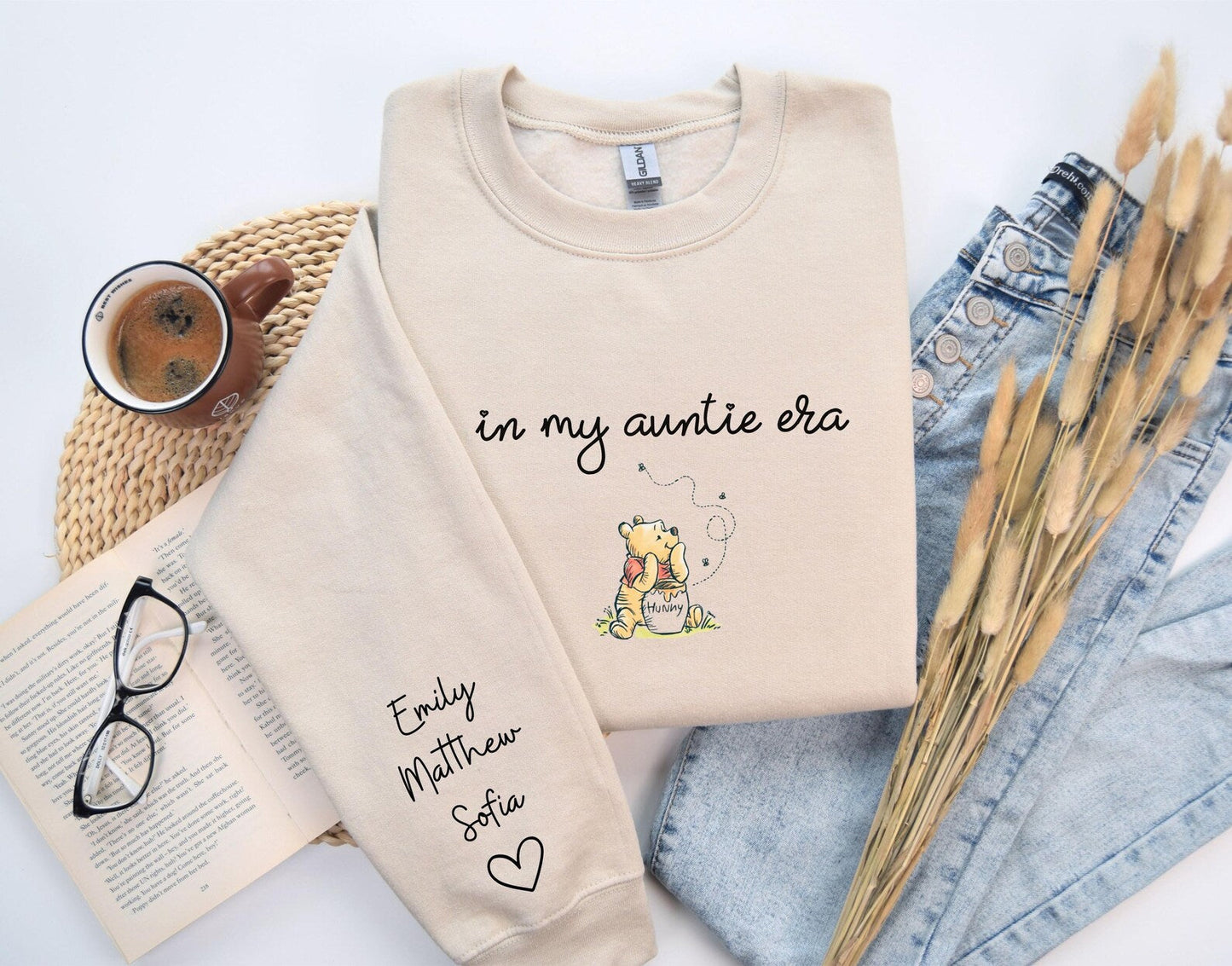 Mama Bear Sweatshirt mit Ärmelnamen - Perfektes Muttertagsgeschenk