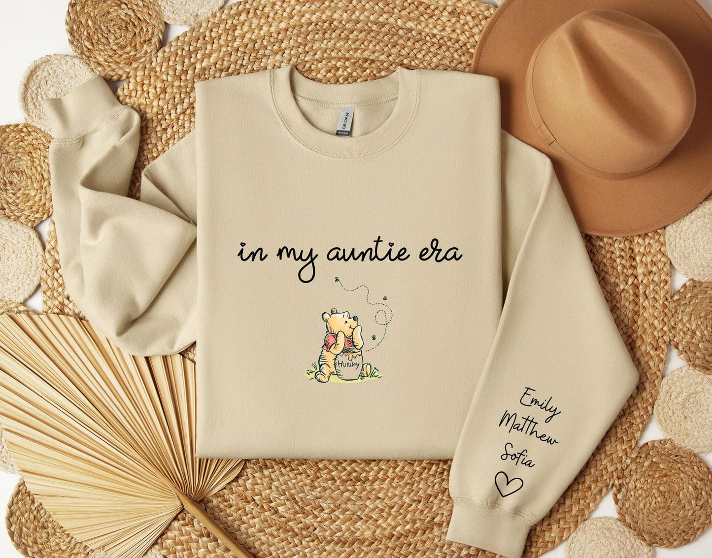 Mama Bear Sweatshirt mit Ärmelnamen - Perfektes Muttertagsgeschenk
