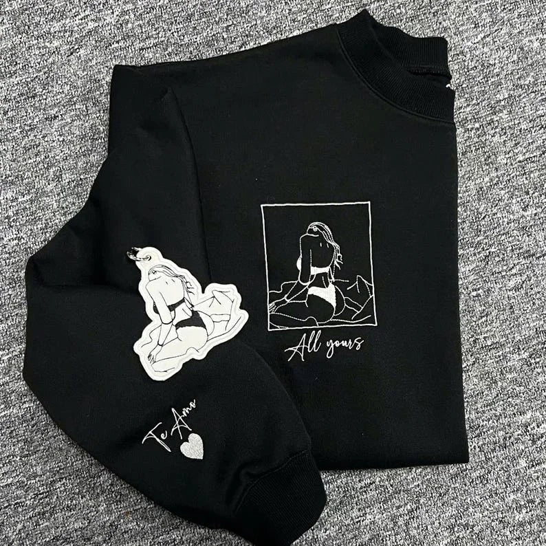 Personalisierter Partner-Hoodie mit Liebesstickerei – Einzigartiges Erinnerungsstück für besondere Tage