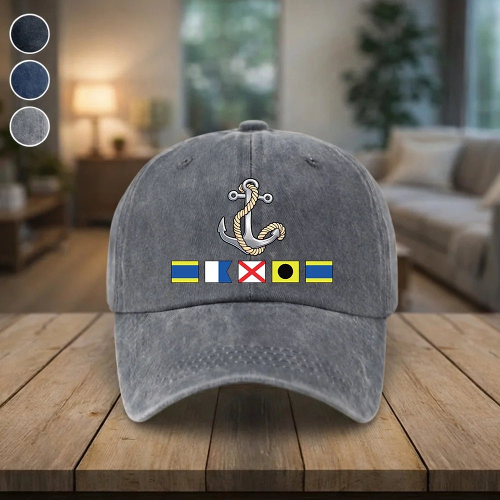 Baseball-Cap aus gewaschenem Denim mit Bootsanker und Signalflaggen – maritimes Design, ein einzigartiges Geschenk für Segler und Bootsliebhaber