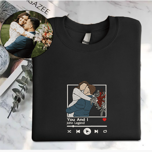 Valentinstag-Special: Bestickte Hoodies für Paare mit personalisierten Filzherzen