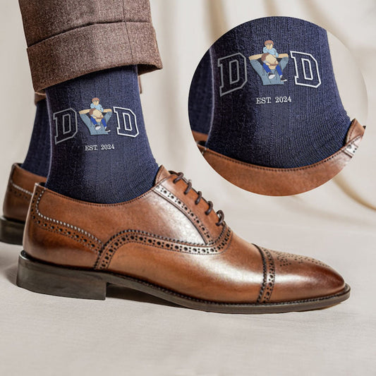 Socken mit gestickten Buchstaben, Socken mit Foto in der Mitte, bedeutungsvolle Socken als Geschenk, dünne Baumwollsocken mit vertikalen Linien