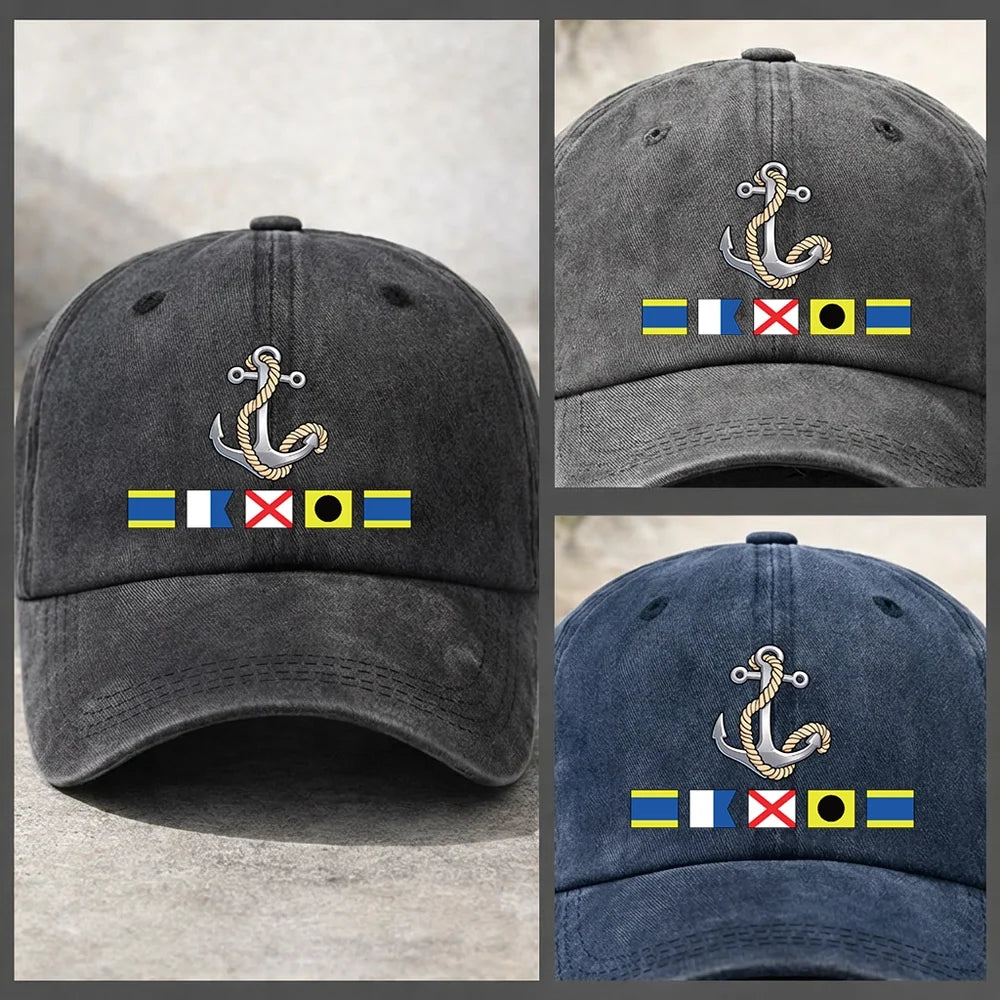 Baseball-Cap aus gewaschenem Denim mit Bootsanker und Signalflaggen – maritimes Design, ein einzigartiges Geschenk für Segler und Bootsliebhaber