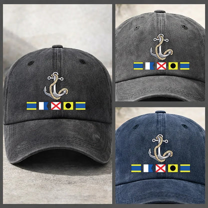Baseball-Cap aus gewaschenem Denim mit Bootsanker und Signalflaggen – maritimes Design, ein einzigartiges Geschenk für Segler und Bootsliebhaber