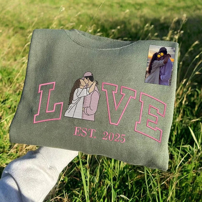 Mit Filzherz bestickte Partner-Hoodies – personalisierbar & perfekt für den Valentinstag
