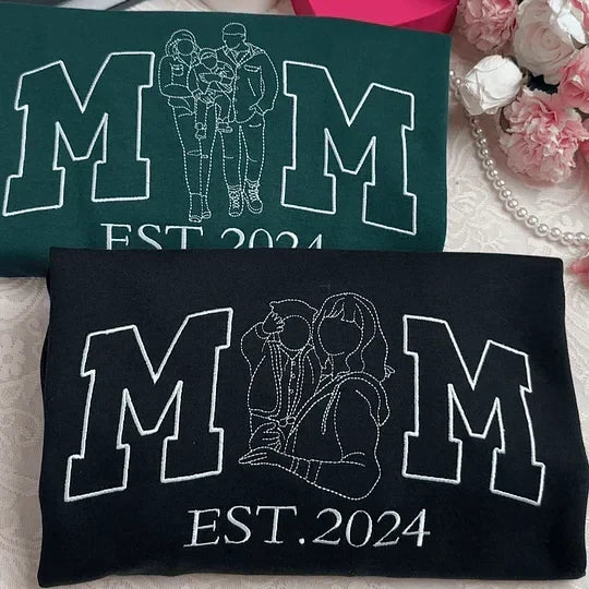 Personalisiertes Familien-Sweatshirt – Individuelles Porträt mit Namen für Mama & Papa