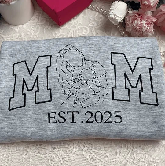 Personalisiertes Familien-Sweatshirt – Individuelles Porträt mit Namen für Mama & Papa