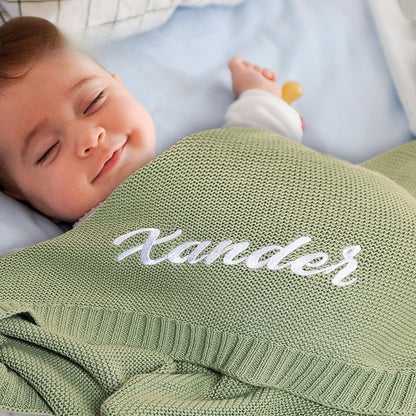 Kinderwagendecke mit Namensstickerei - Weiche, personalisierte Baumwoll-Strickdecke für Babys