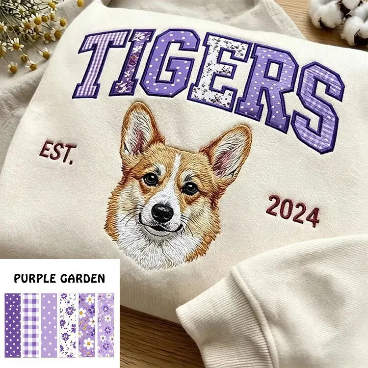 Sweatshirt, Hoodie oder T-Shirt mit individuellem Haustier-Porträt als Patchwork-Applikation und Stickerei