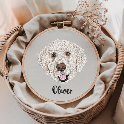 Individuelles Haustierporträt im Stickrahmen, Hundestickerei auf Leinwand, personalisiertes Haustiergeschenk, handgefertigt oder maschinell gestickt, Eichenrahmen-Dekoration