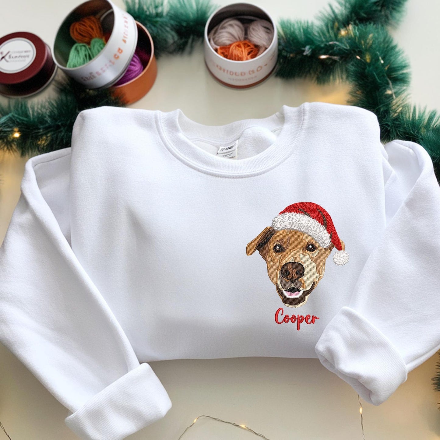 Personalisierter Haustier-Weihnachtsmann-Sweatshirt: Besticktes Foto-Geschenk für Hunde- und Katzenliebhaber