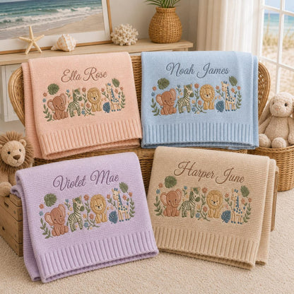 Personalisierte, bestickte Waldtier-Babydecke, Strickdecke mit individuellem Safaritiernamen, Dschungel-Babyparty-Geschenk, Erinnerungsstück fürs Kinderzimmer