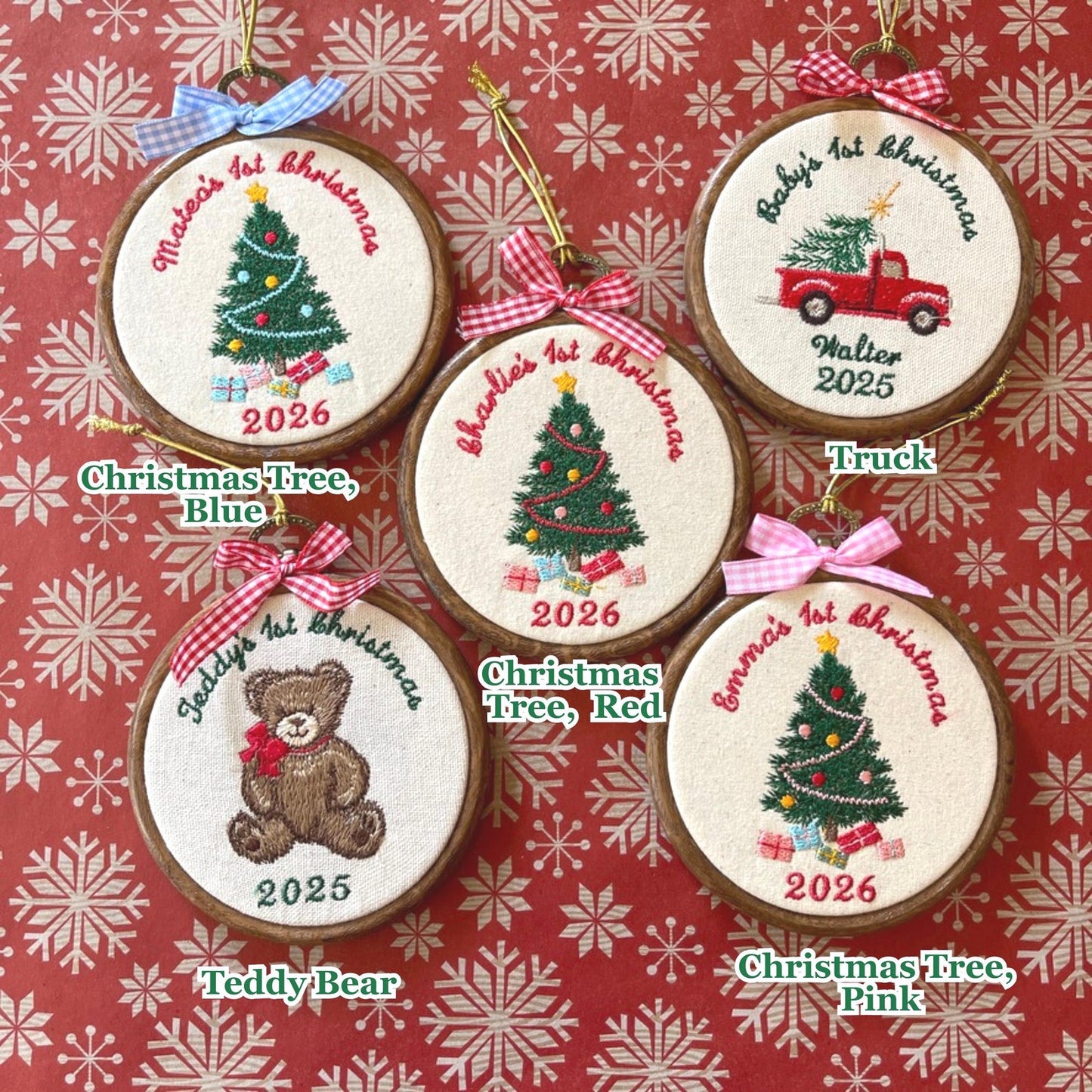 Personalisierter Weihnachtsschmuck für Babys erstes Weihnachtsfest: Bestickter Erinnerungsschmuck