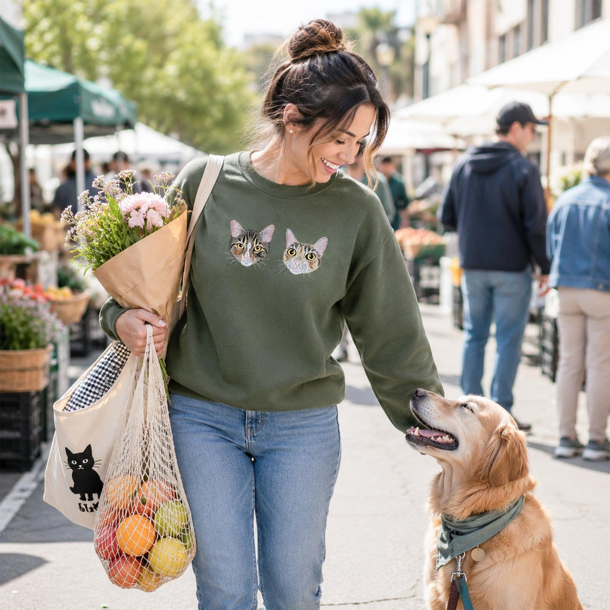 Besticktes Sweatshirt mit individuellem Haustier-Porträt – Personalisiertes Sweatshirt für Hunde- und Katzenbesitzer – Shirt für Hunde- oder Katzenmamas, Geschenk für Hundebesitzer