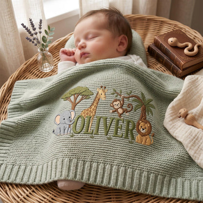 Personalisierte Babydecke mit Löwenstickerei und Namen – Individuell gestaltete Giraffen-Safari-Strickdecke als Geschenk für Neugeborene, Geschenk für Jungen, Willkommensdecke für Babys