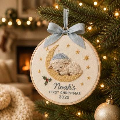 Individuell gestalteter Weihnachtsschmuck für das erste Baby, personalisierter Stickrahmen als Erinnerungsgeschenk für die junge Familie