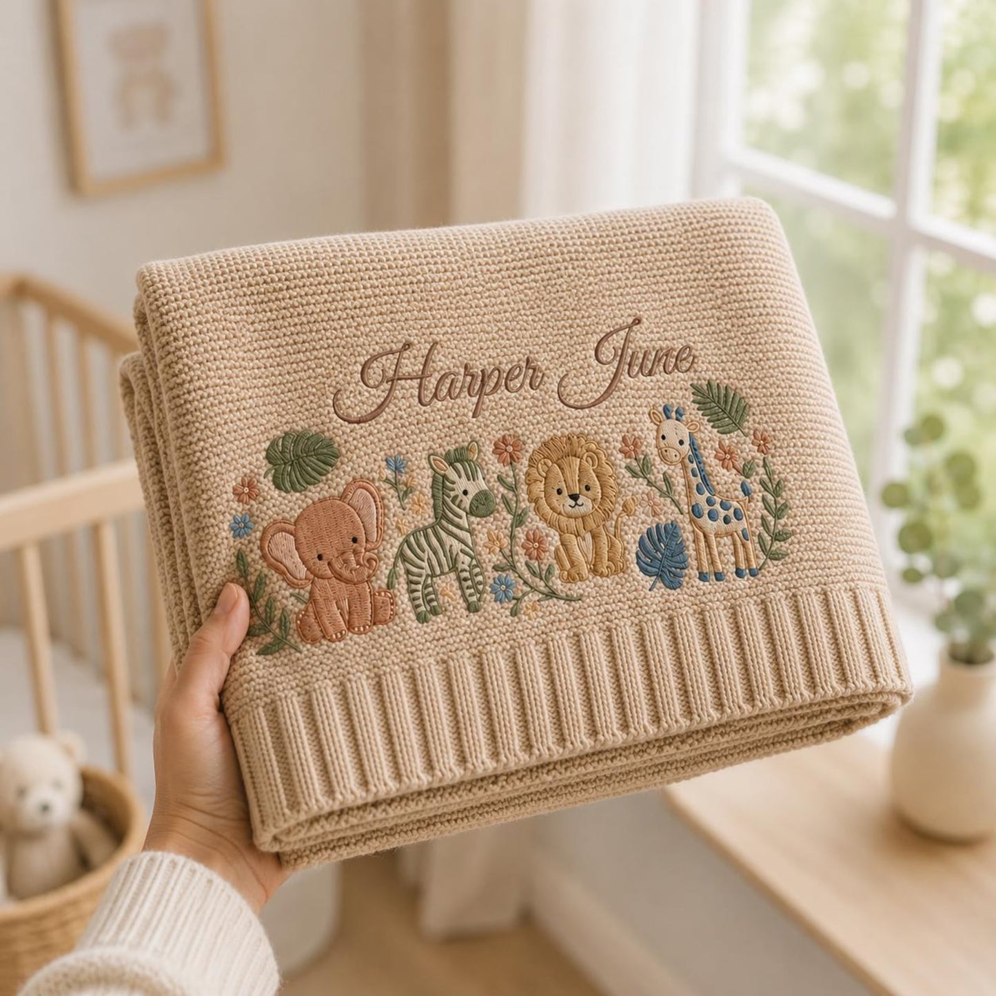 Personalisierte, bestickte Waldtier-Babydecke, Strickdecke mit individuellem Safaritiernamen, Dschungel-Babyparty-Geschenk, Erinnerungsstück fürs Kinderzimmer