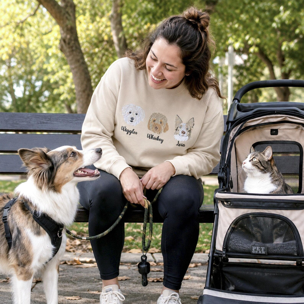 Besticktes Sweatshirt mit individuellem Haustier-Porträt – Personalisiertes Sweatshirt für Hunde- und Katzenbesitzer – Shirt für Hunde- oder Katzenmamas, Geschenk für Hundebesitzer