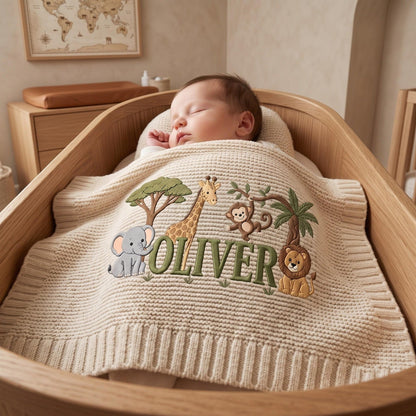 Personalisierte Babydecke mit Löwenstickerei und Namen – Individuell gestaltete Giraffen-Safari-Strickdecke als Geschenk für Neugeborene, Geschenk für Jungen, Willkommensdecke für Babys