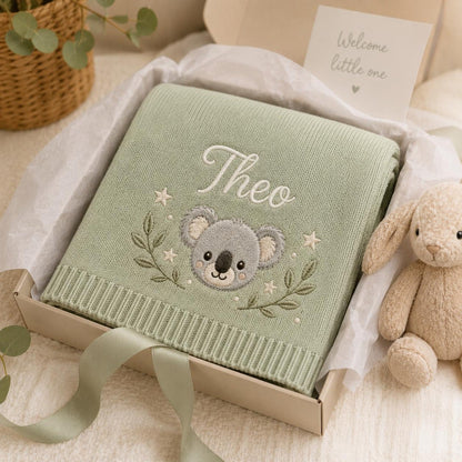 Personalisierte Koala-Babydecke, individuell gestricktes Erinnerungsgeschenk mit Namen zur Babyparty