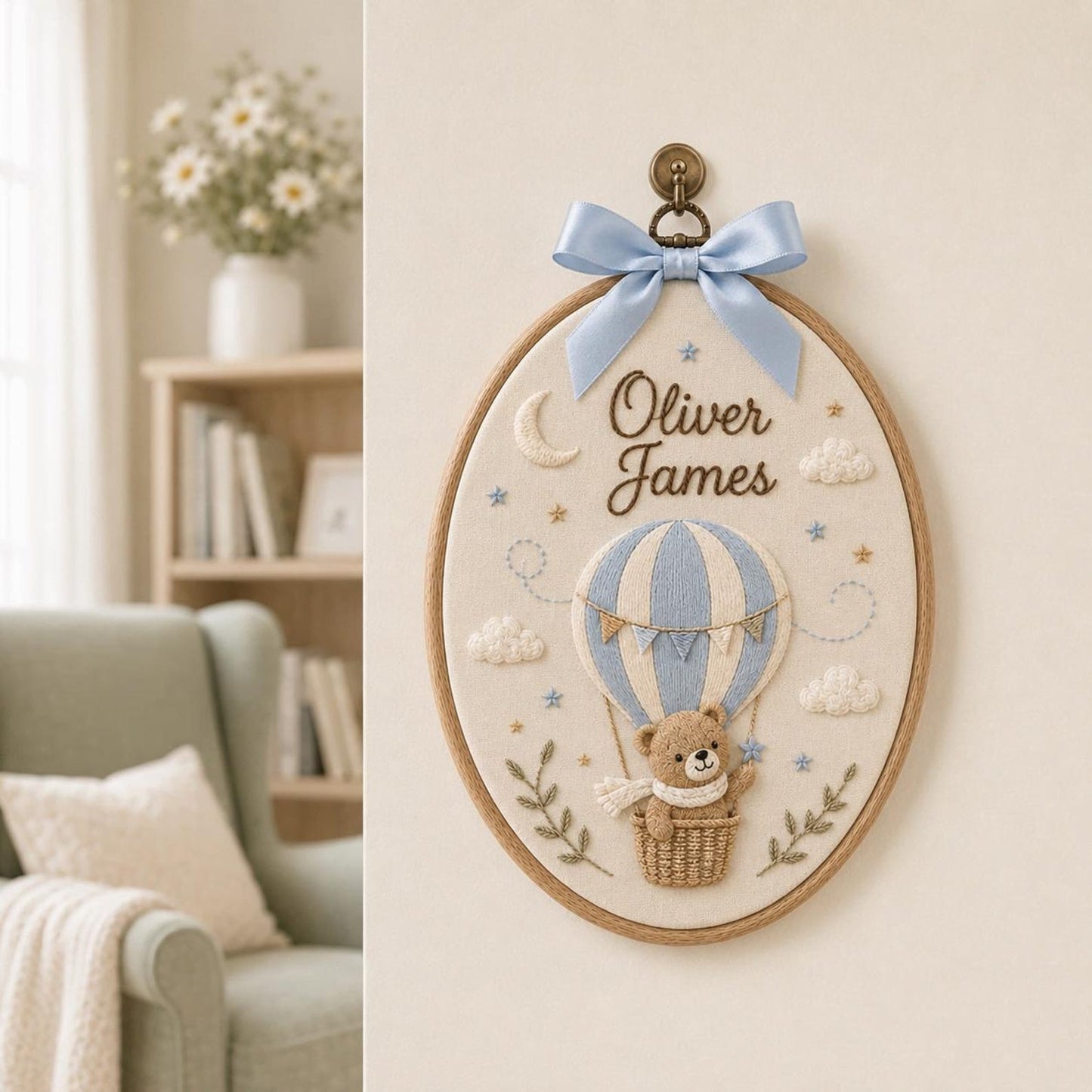Personalisierter Stickrahmen mit Babynamen, Teddybär-Heißluftballon-Kinderzimmerdeko, individuelles Geschenk zur Geburt, Wanddeko für die Babyparty
