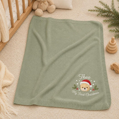 Personalisierte Weihnachtsstrickdecke mit Teddybärstickerei und Namen