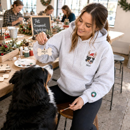 Bestickter Weihnachts-Hoodie mit individuellem Haustier-Porträt – personalisiertes Weihnachtsgeschenk für Hunde- oder Katzenbesitzer (mit Foto und Namen)