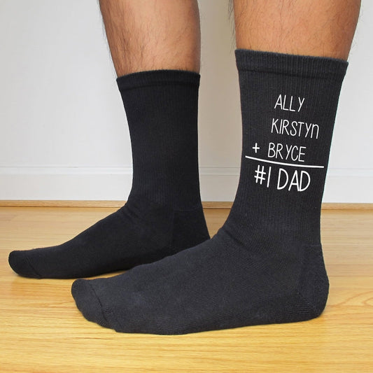 Personalisierte Socken für Papa zum Vatertag, lustige Socken mit Namen oder Datum – Papa-Socken sind das perfekte Geschenk für Papa