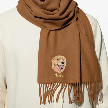 Bestickter Wollschal mit Hunde­porträt und Namen – Perfektes Weihnachtsgeschenk für Hundemamas
