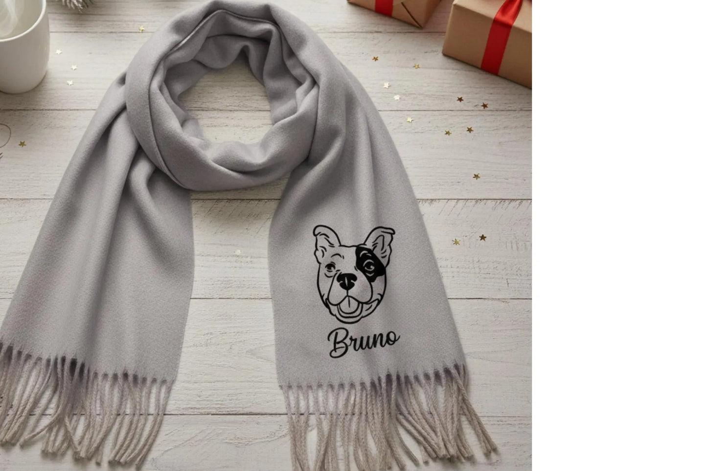 Personalisierter Wollschal mit Haustierporträt: Individuell bestickter Hund oder Katze