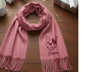 Personalisierter Wollschal mit Haustierporträt: Individuell bestickter Hund oder Katze
