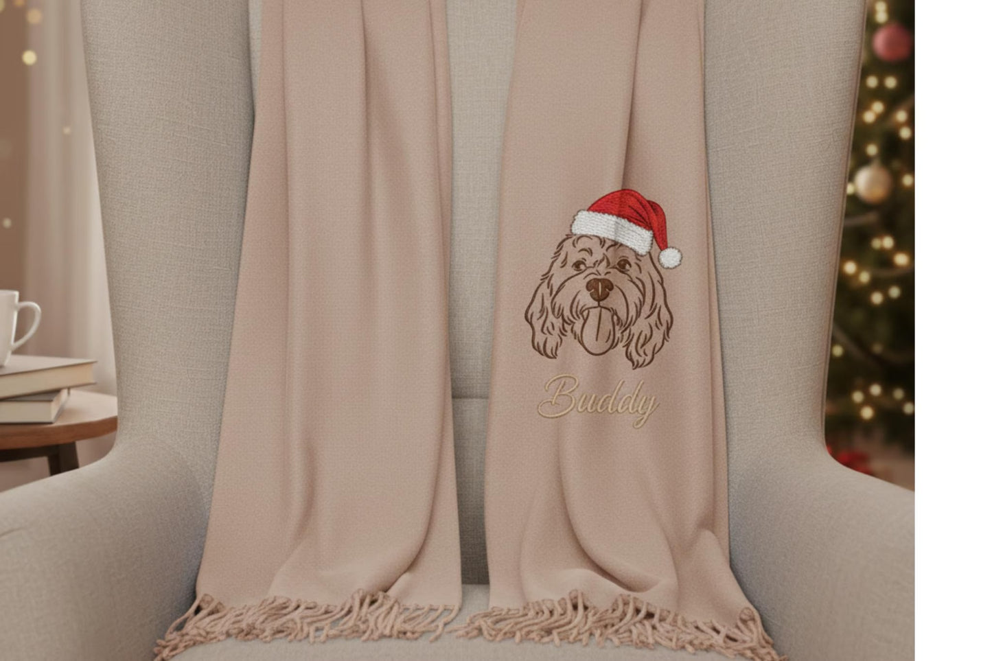 Personalisierter Schal mit Hund oder Katze – Einzigartiges Geschenk mit Stickerei