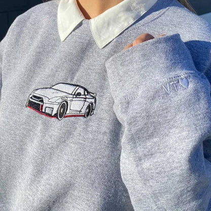 Besticktes Sweatshirt für Autofans – Individuelles Geschenk mit Ihrem Wunschmotiv