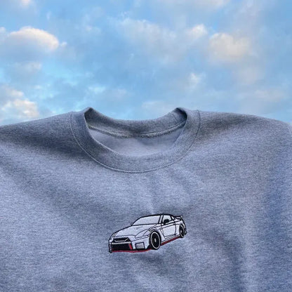 Besticktes Sweatshirt für Autofans – Individuelles Geschenk mit Ihrem Wunschmotiv