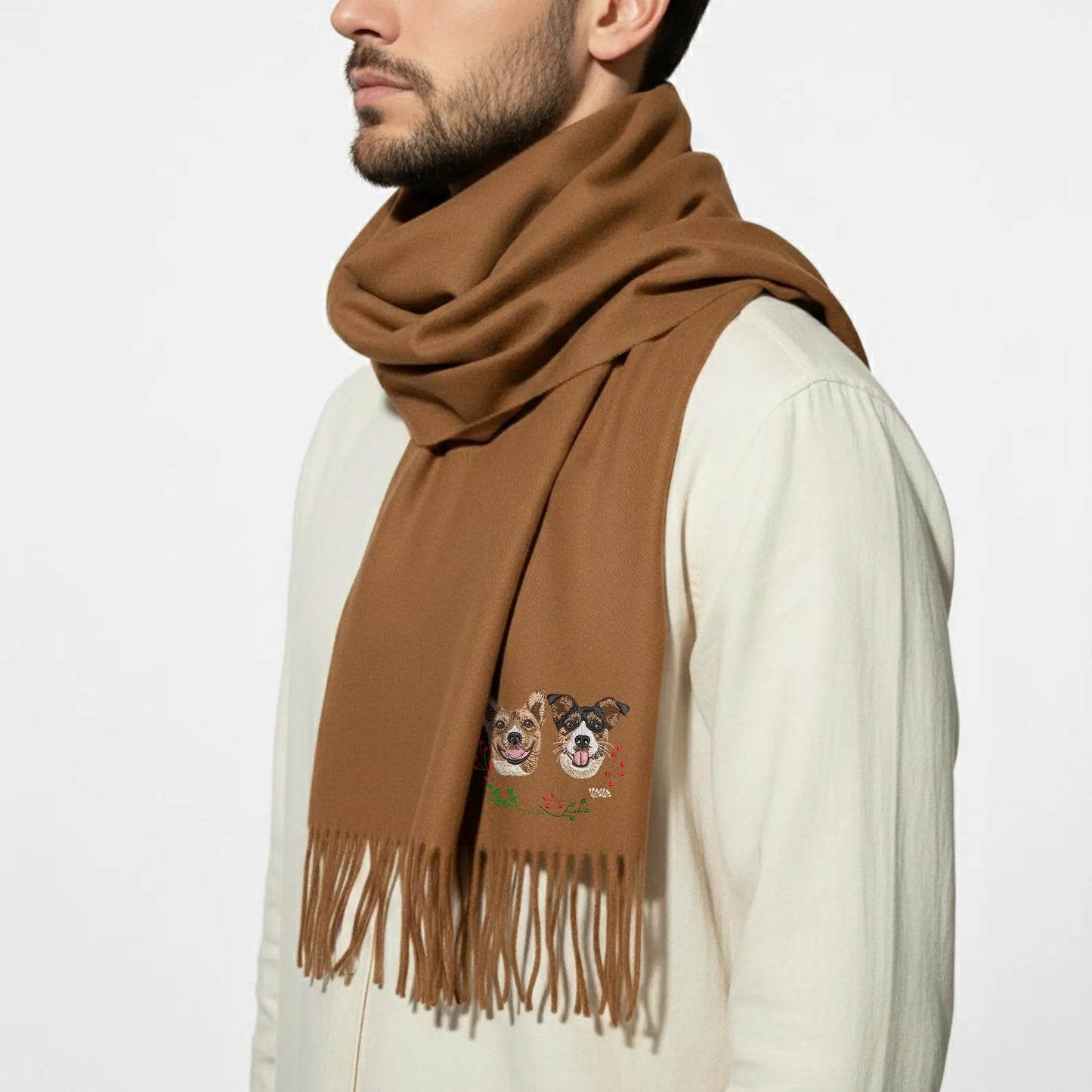 Custom Hunde­portrait-Schal – Eleganter Winter­schal mit Ihrem Vierbeiner als Stickerei