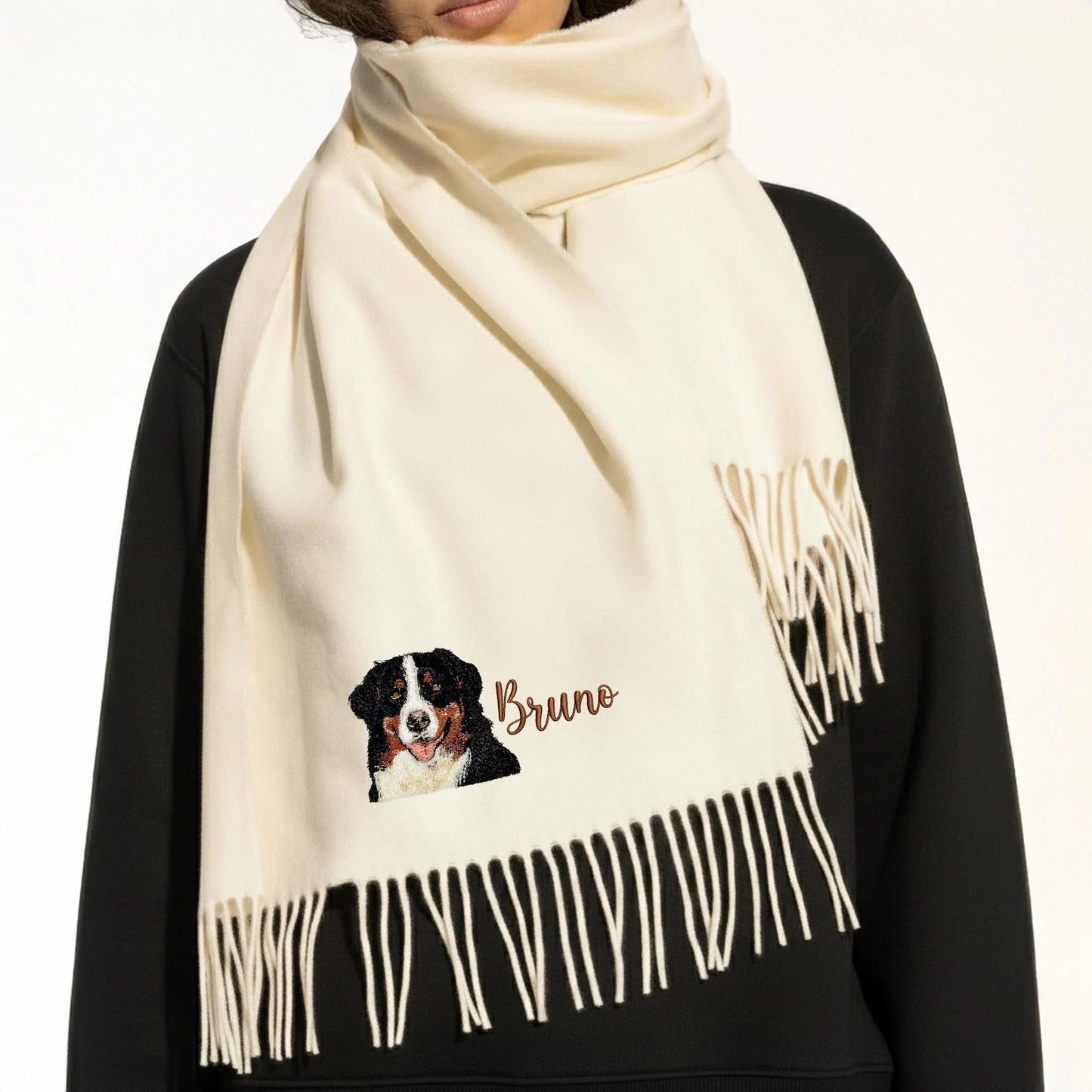 Weihnachtsschal mit besticktem Hunde­gesicht – Individuell & exklusiv für Haustierliebhaber