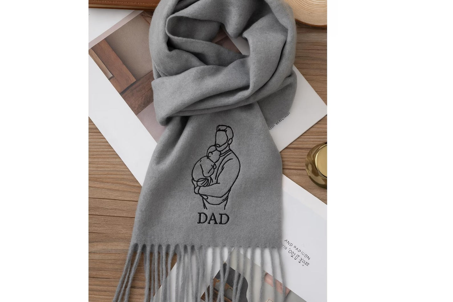 Bestickter Wollschal mit Porträt oder Haustiermotiv – Handgefertigt & individuell