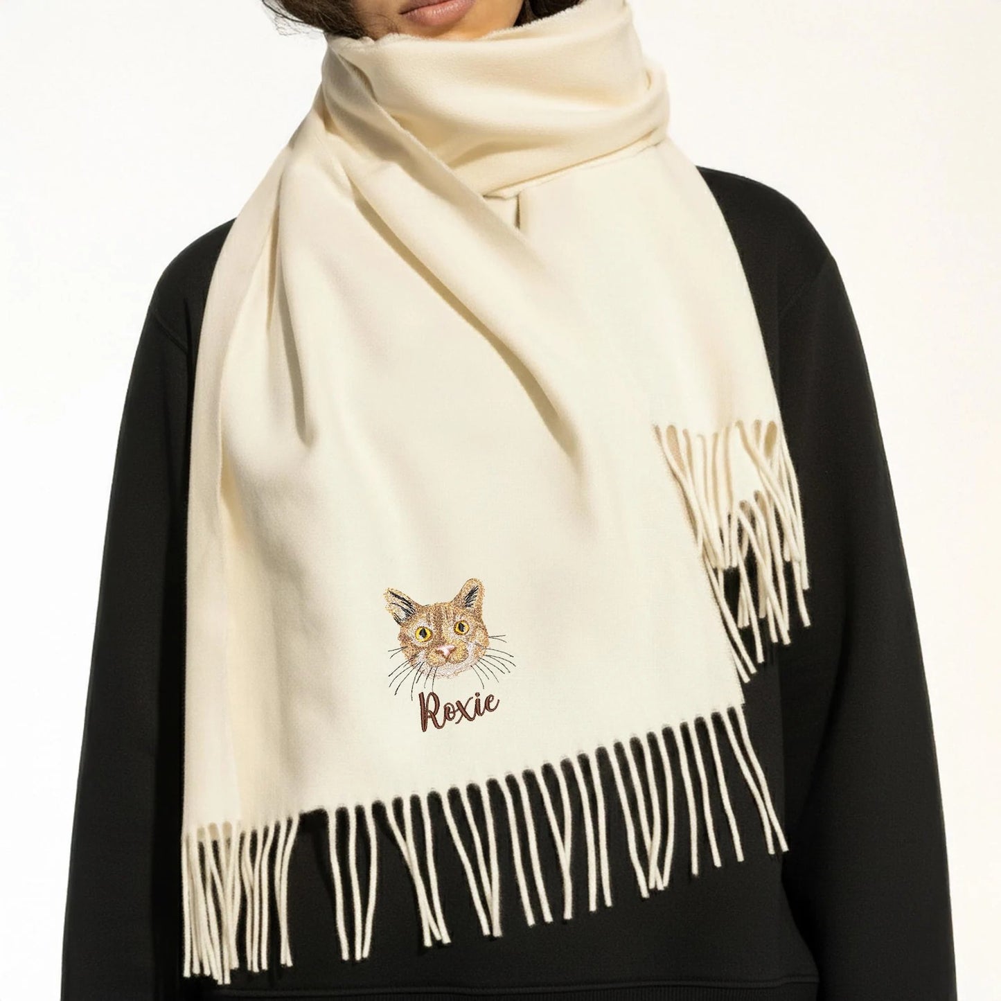 Personalisierter bestickter Hundeschal mit Weihnachts­motiv – Dein Foto auf luxuriösem Winter-Schal