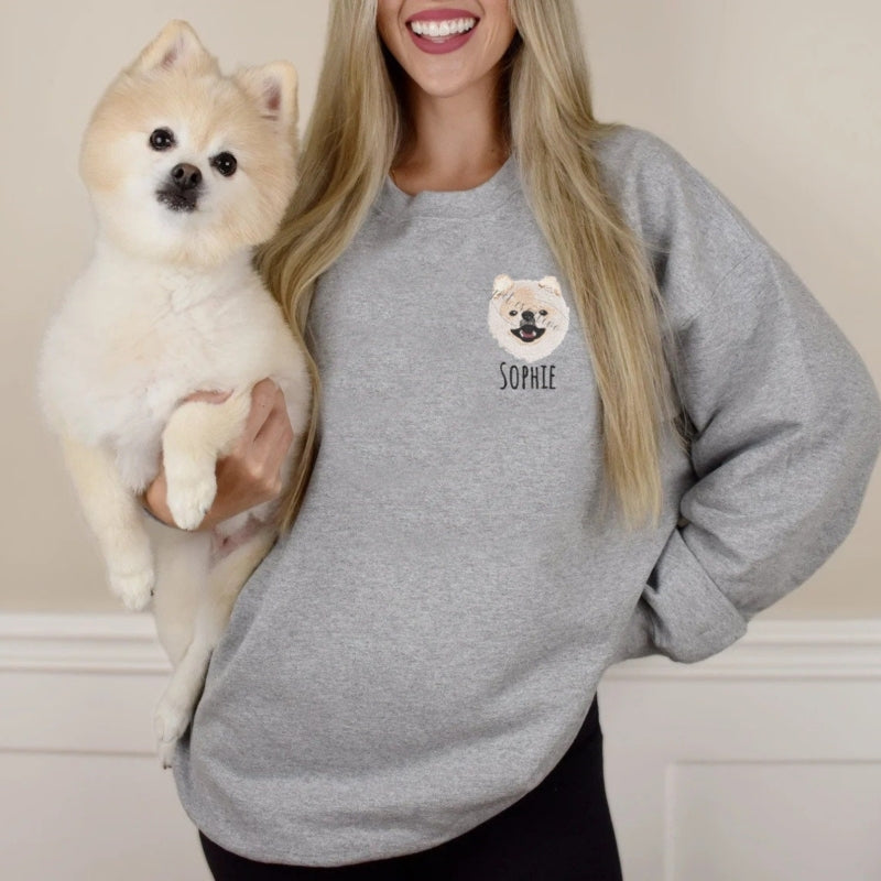 Personalisiertes Sweatshirt mit Haustiergesicht und Haustiernamen Individuell besticktes
