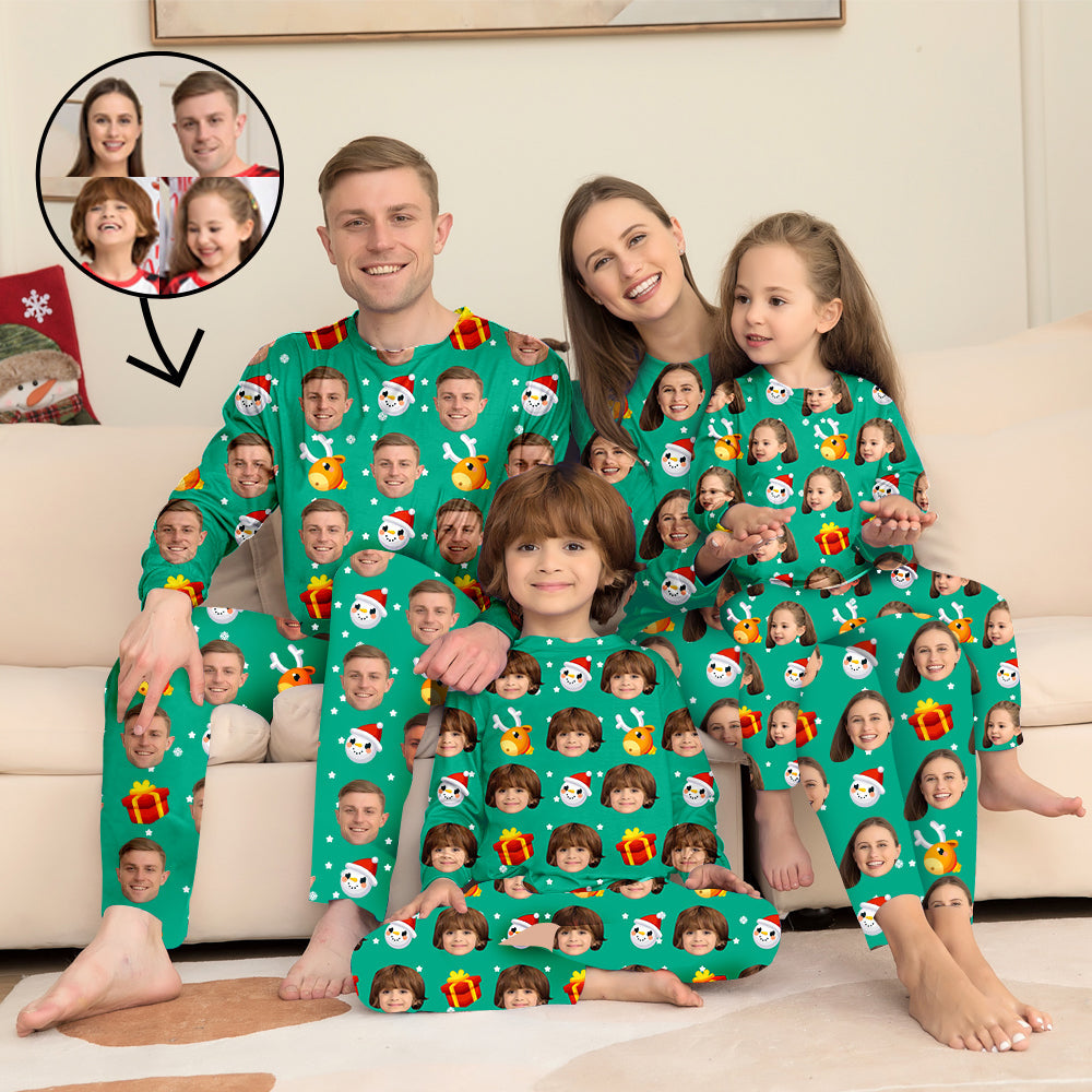 Benutzerdefinierte Foto-Pyjamas Familie passendes Set Weihnachten passende Nachtwäsche Personalisierte Pyjamas Reizender Schneemann und Geschenk