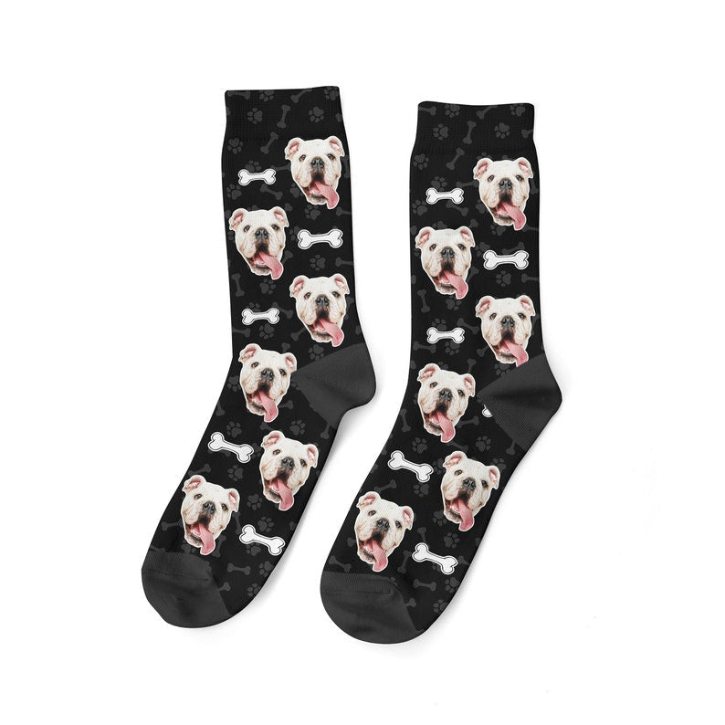 Ein Knochen für Hundesocken mit individuellem Hundegesicht
