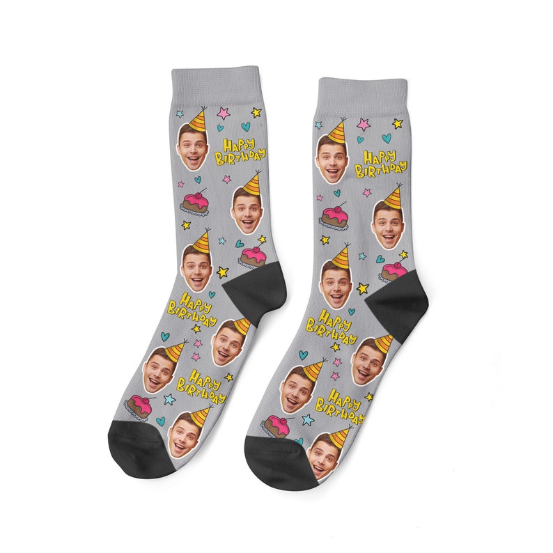 Benutzerdefinierte Happy Birthday Gesichtssocken als Geburtstagsgeschenk
